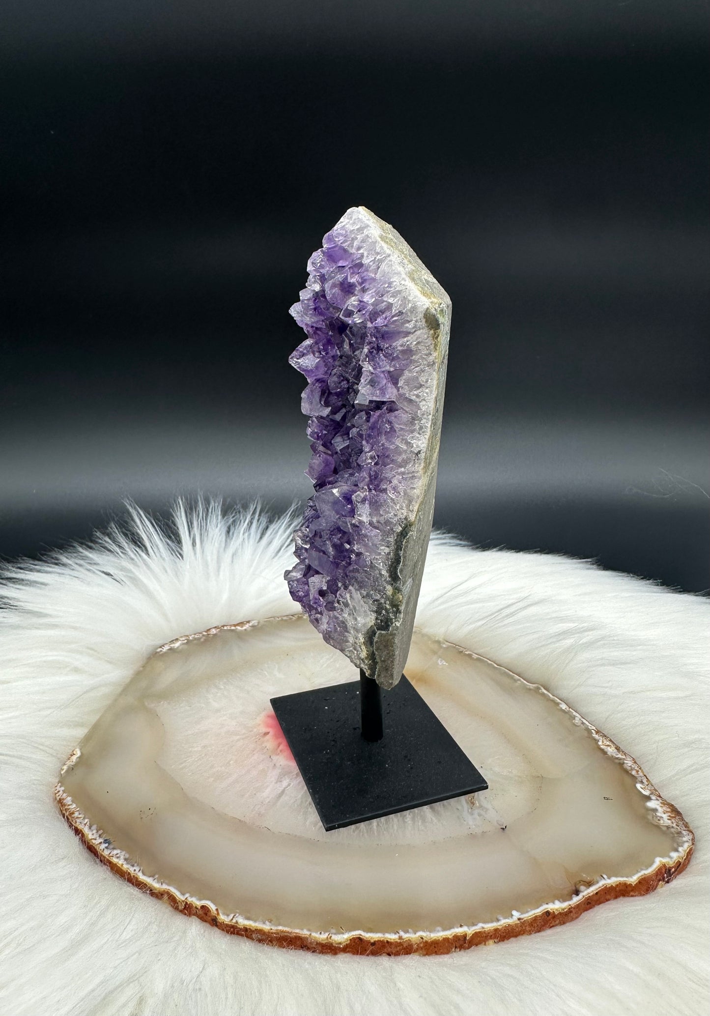 Amethyst auf Ständer
