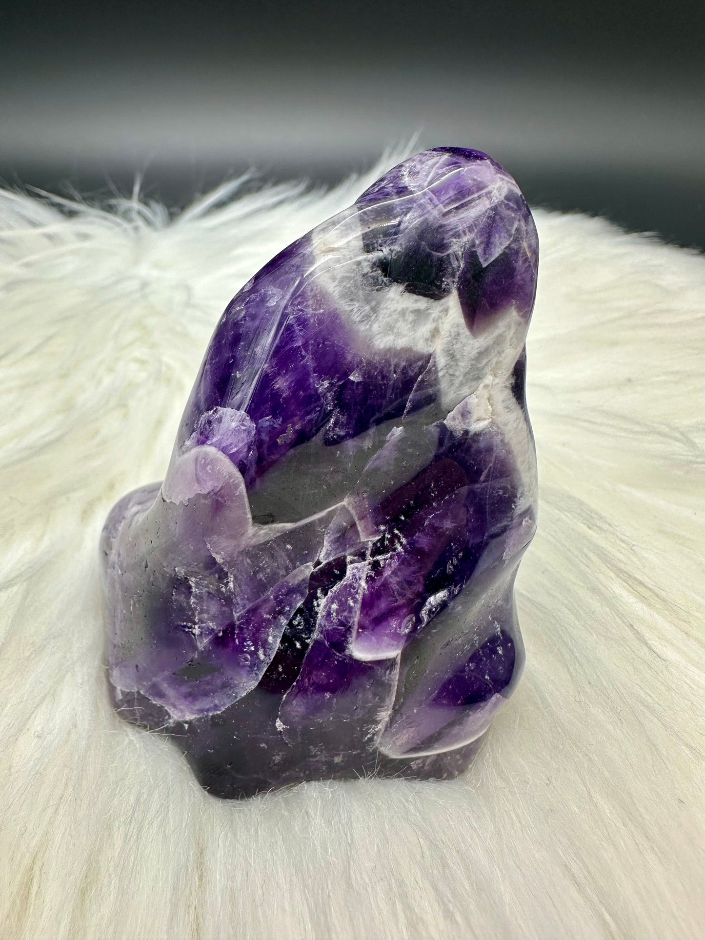 Chevron-Amethyst Freiform
