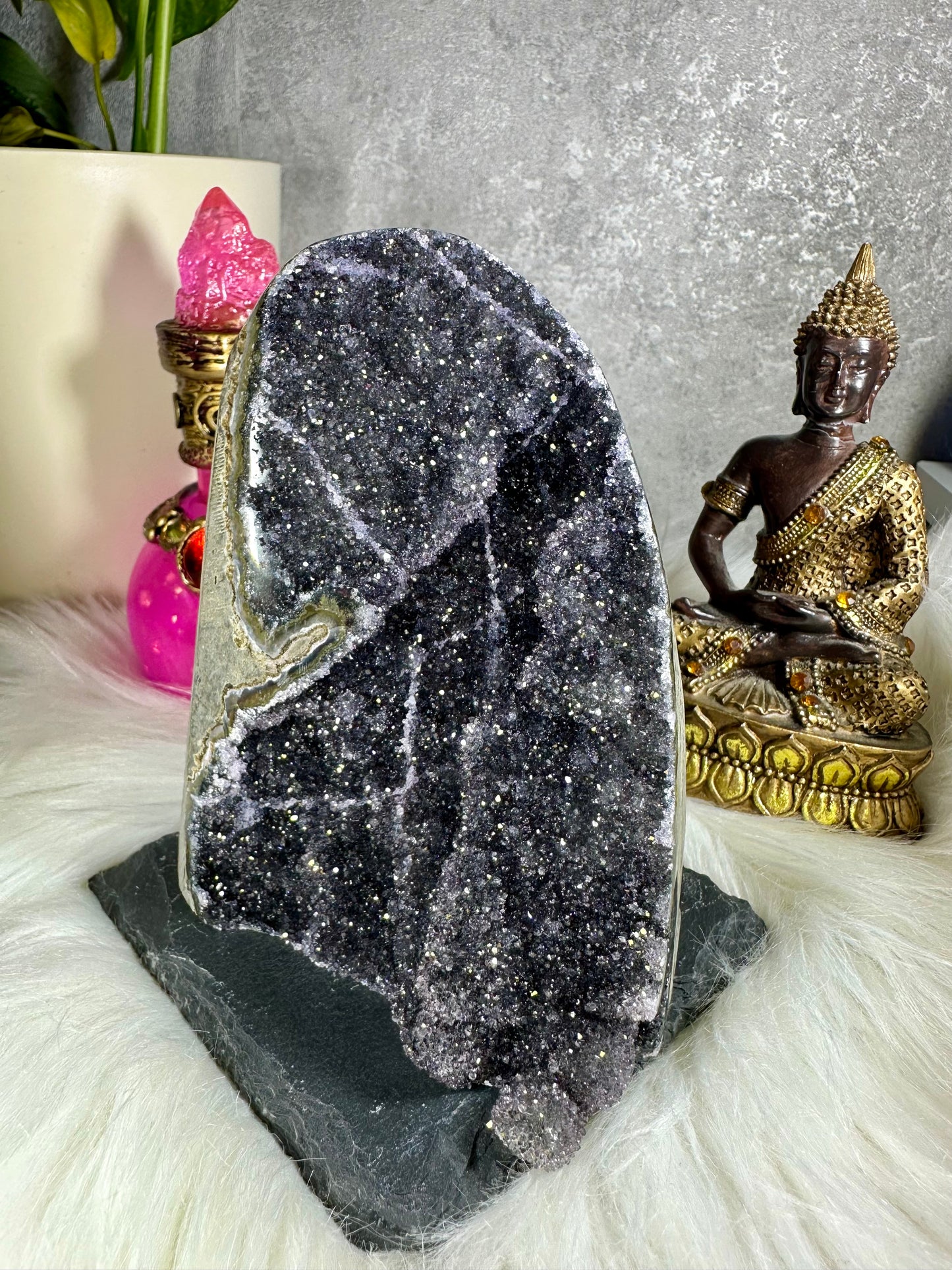 Grauviolette Amethyst Druse