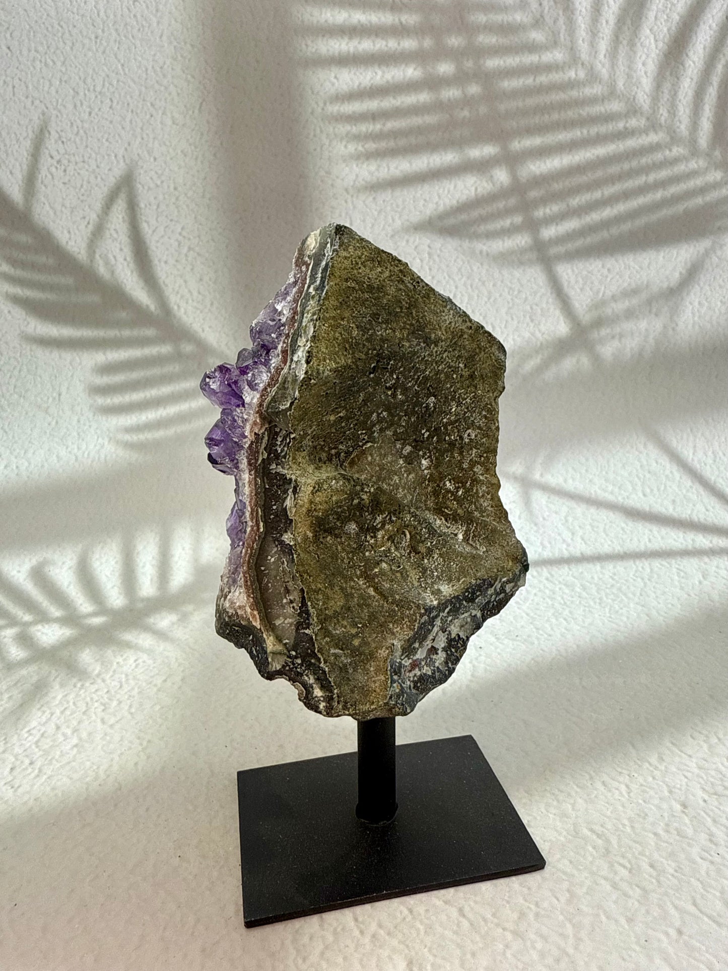 Amethyst Druse auf Ständer - III