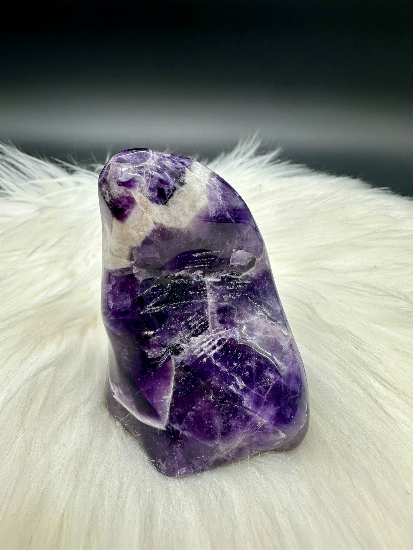 Chevron-Amethyst Freiform