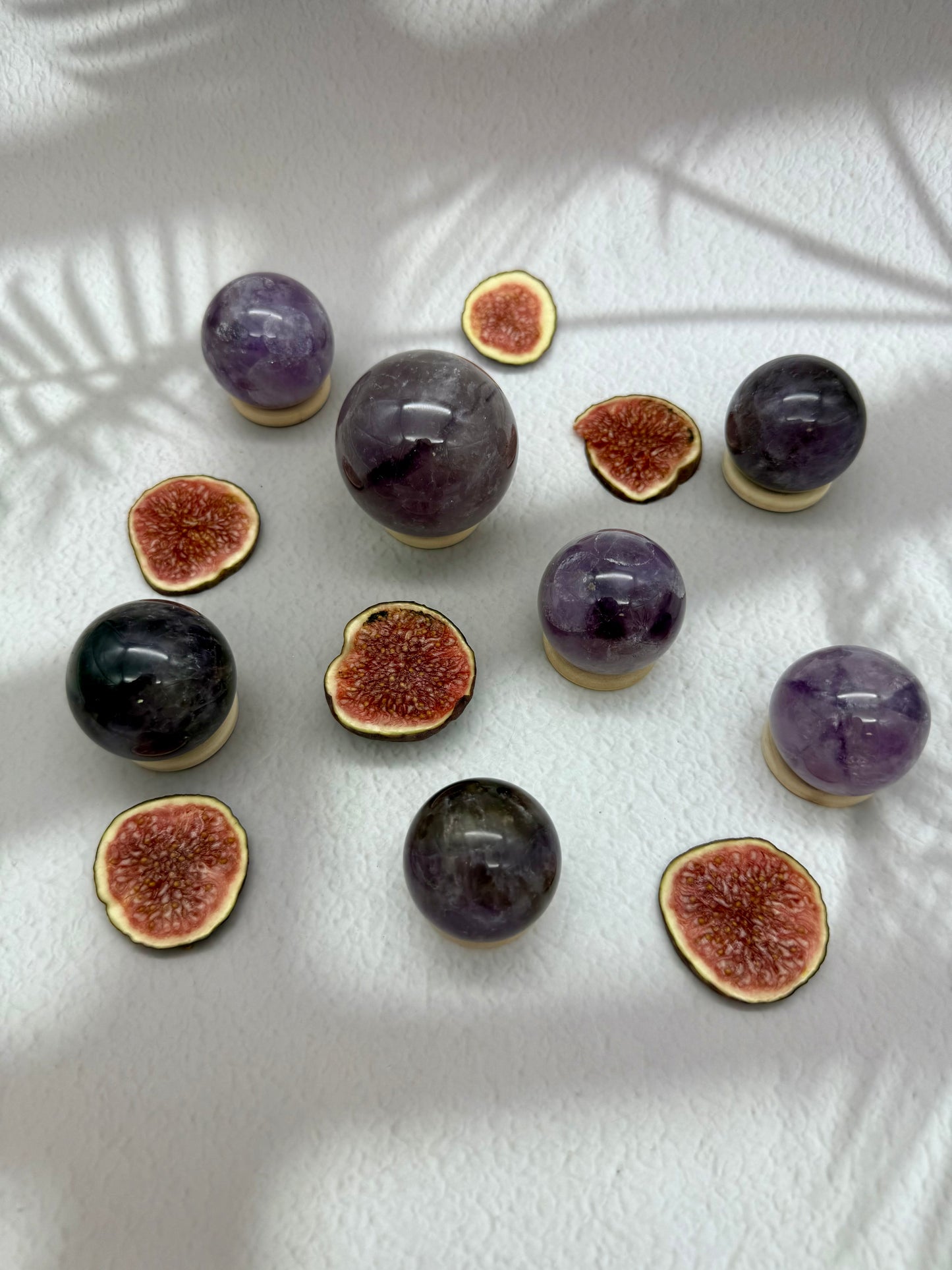 Amethyst Kugel - dunkellila