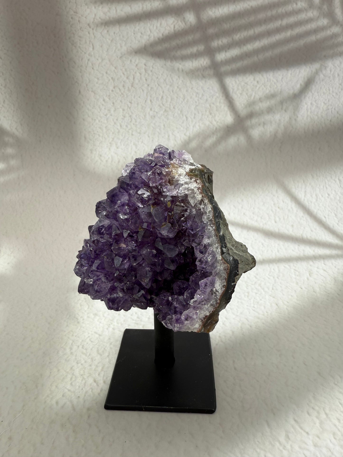Amethyst mit Calcit