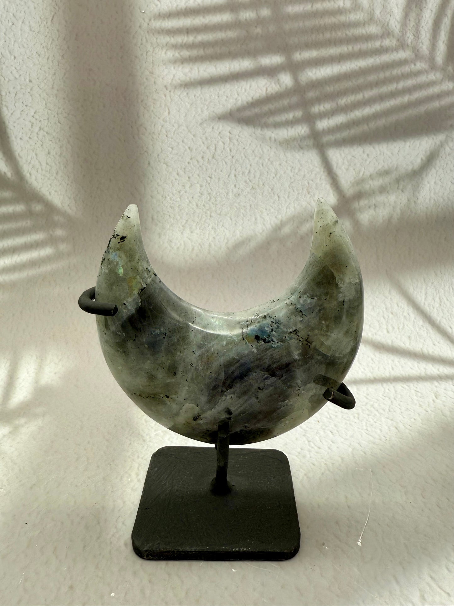 Sunset Labradorit Mond auf Ständer