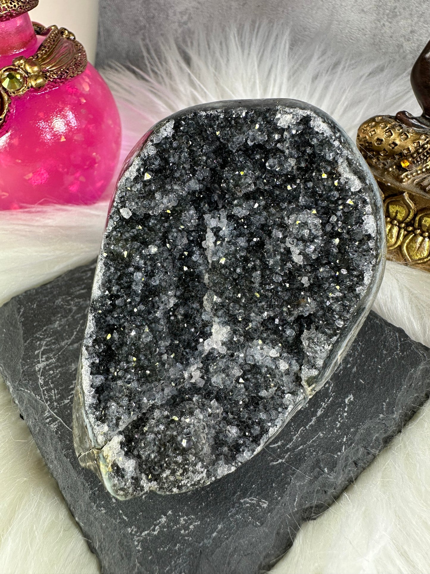 Grauer Amethyst Druse
