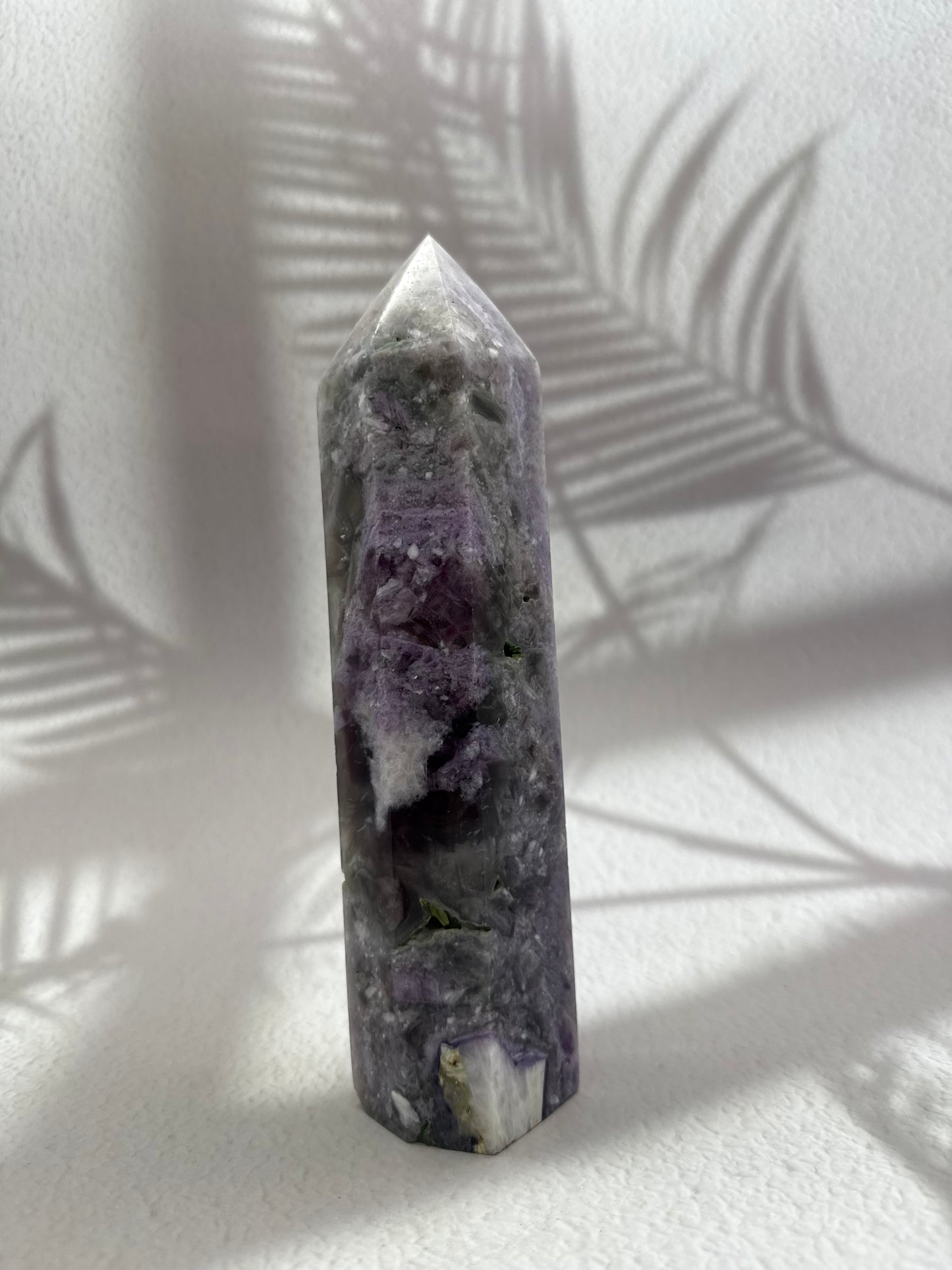 Chevron Amethyst Turm - groß