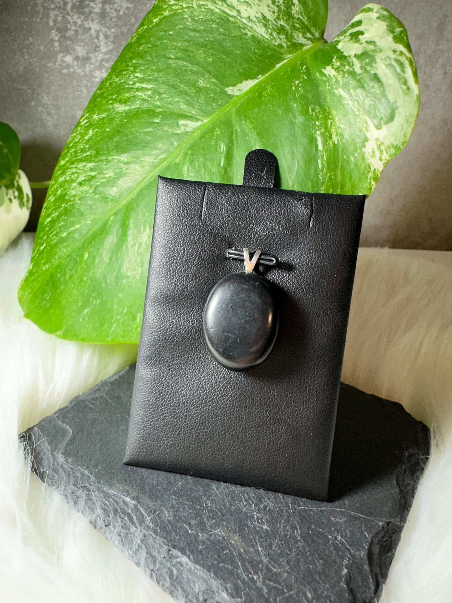 Schwarzer Turmalin Anhänger Silber