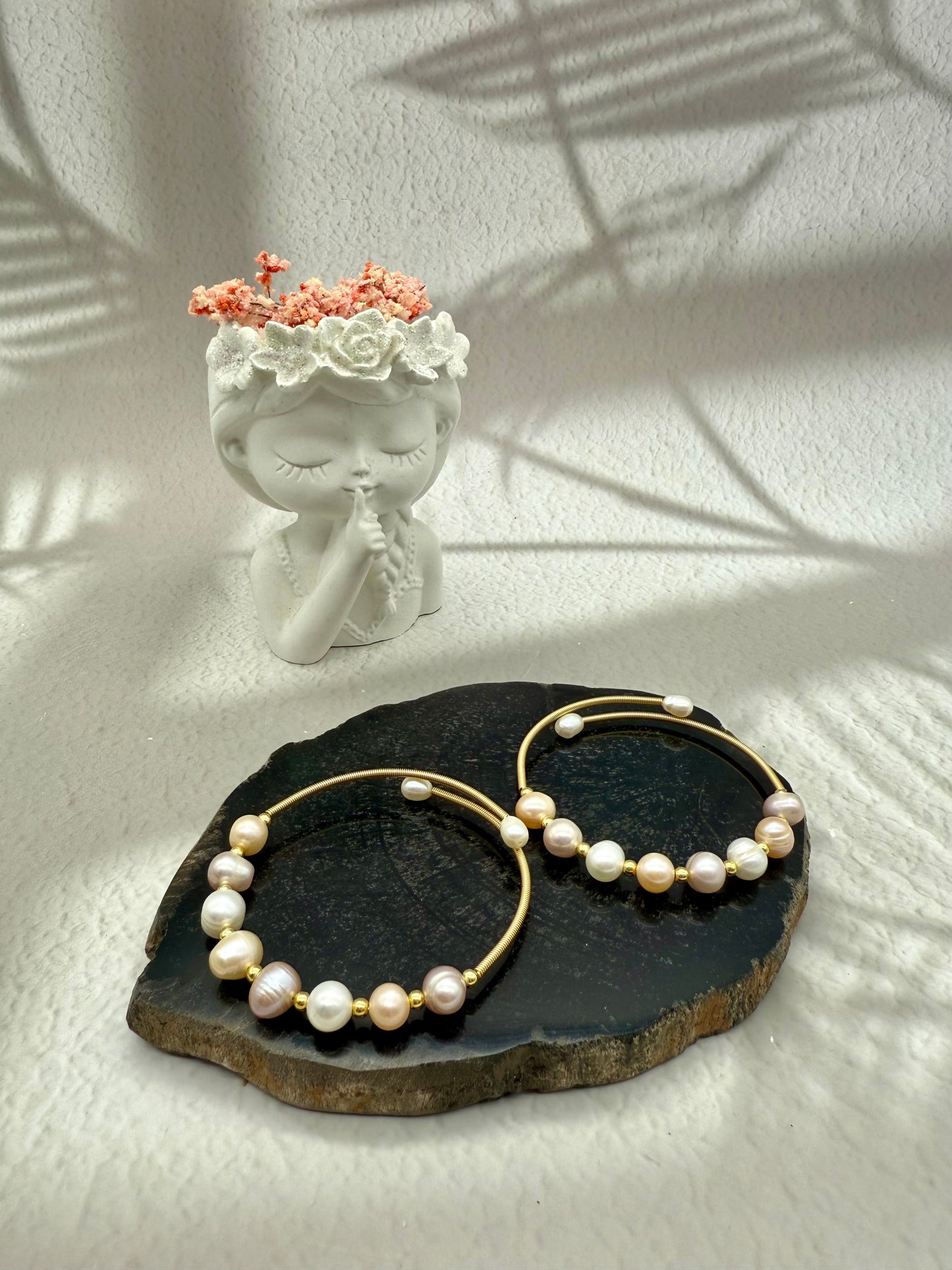 Süßwasser-Perlen Kreolen Armband