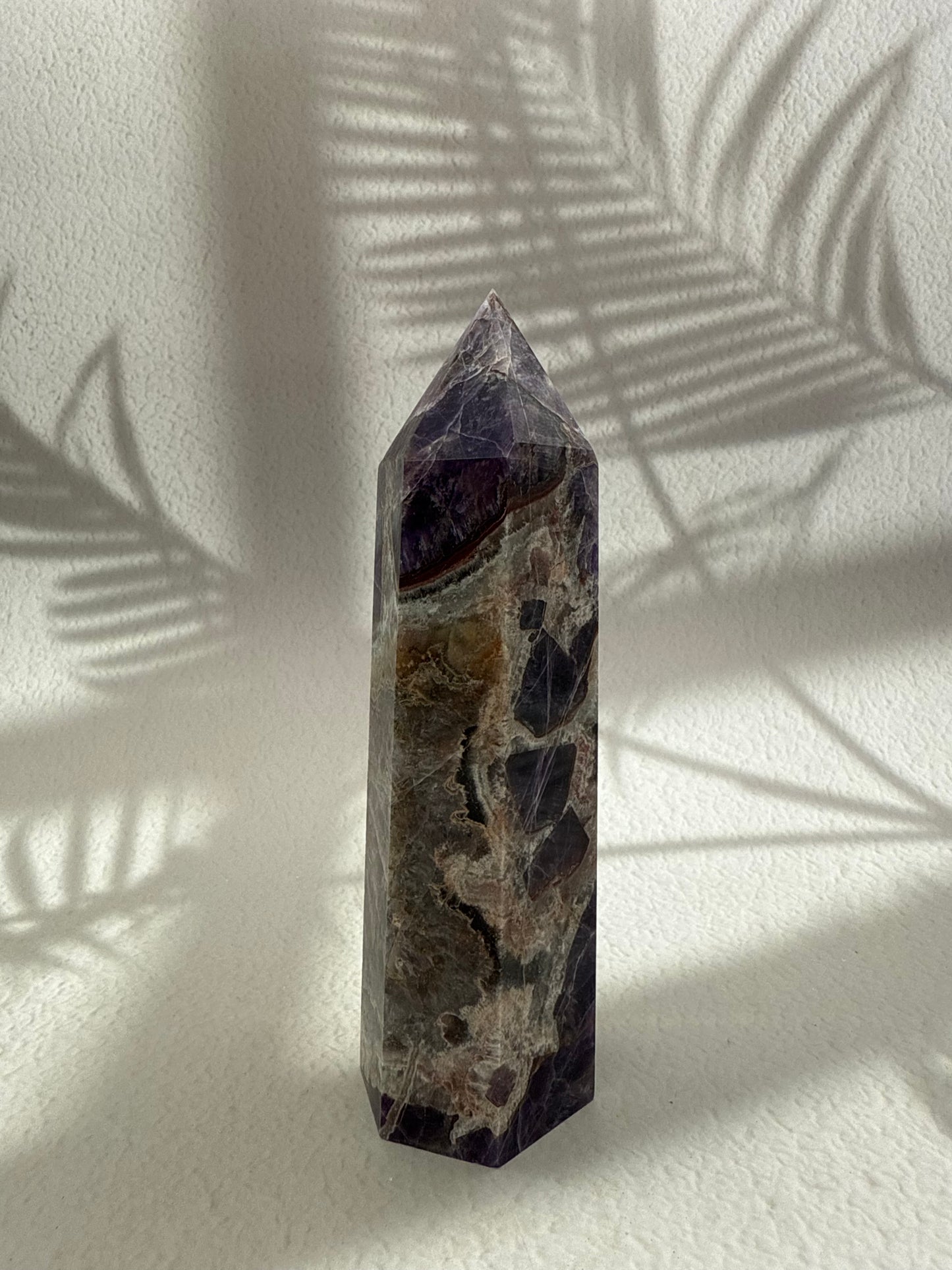 Chevron Amethyst Turm