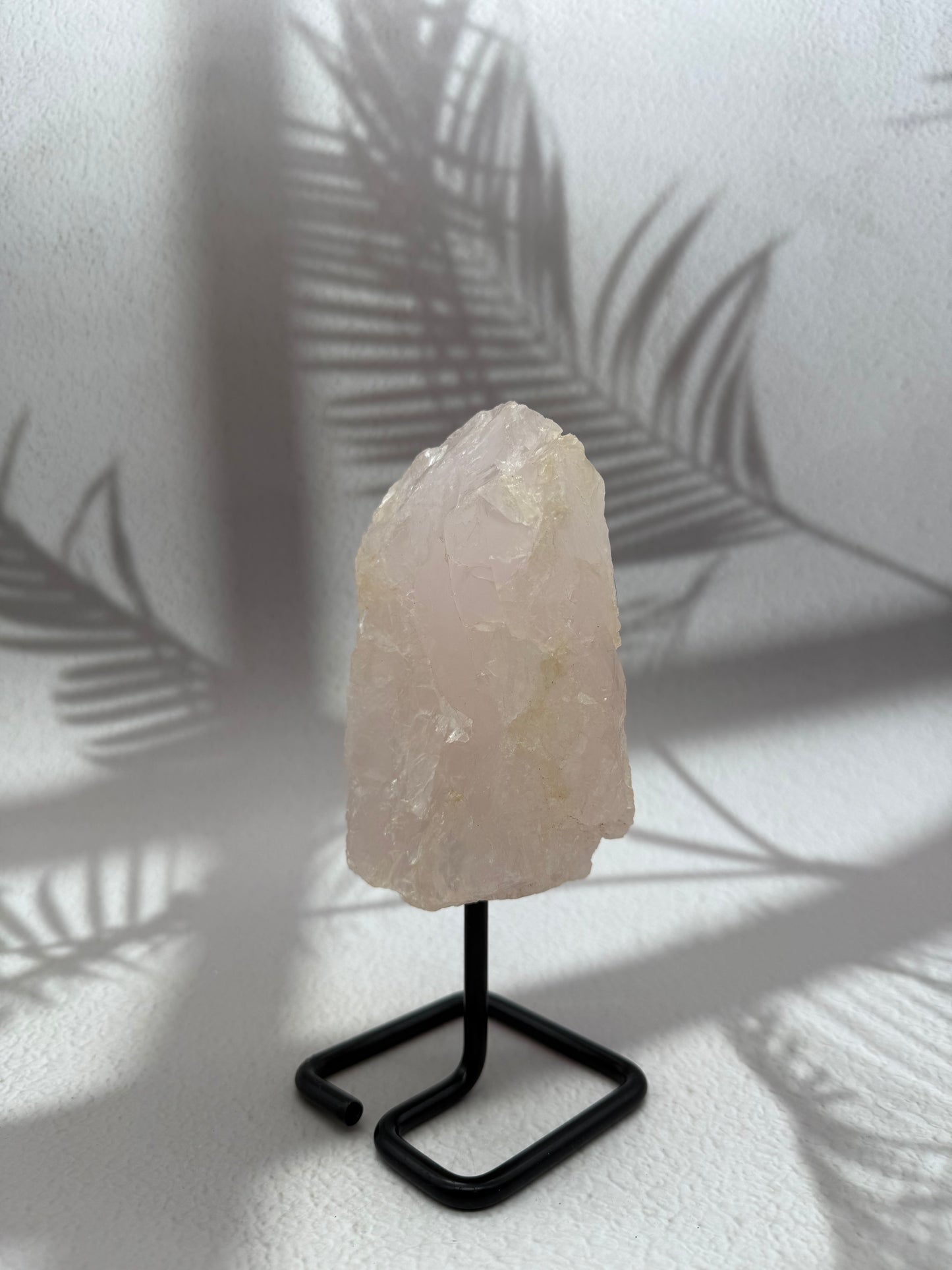 Rosenquarz auf Ständer II