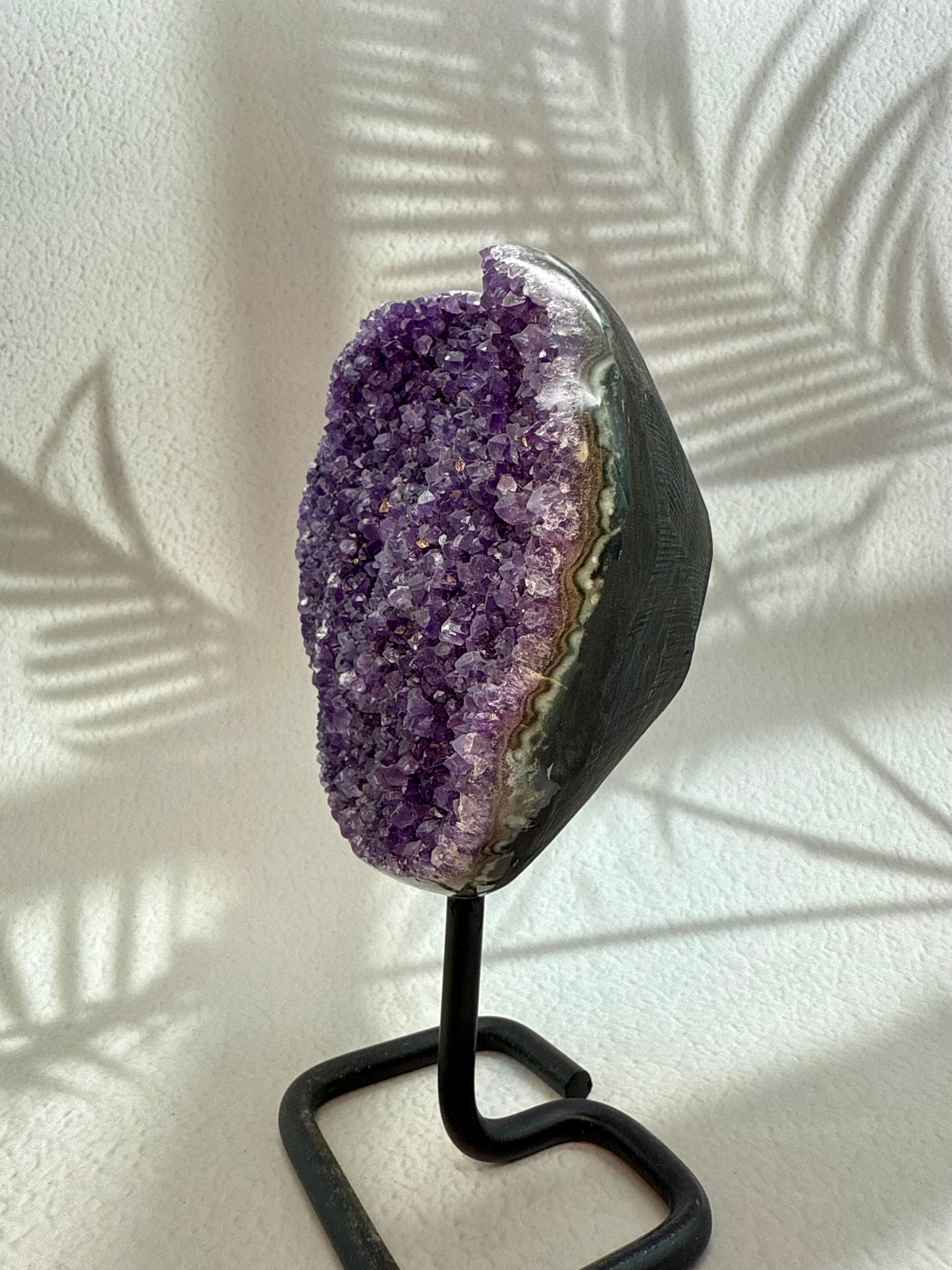 Amethyst auf Ständer I