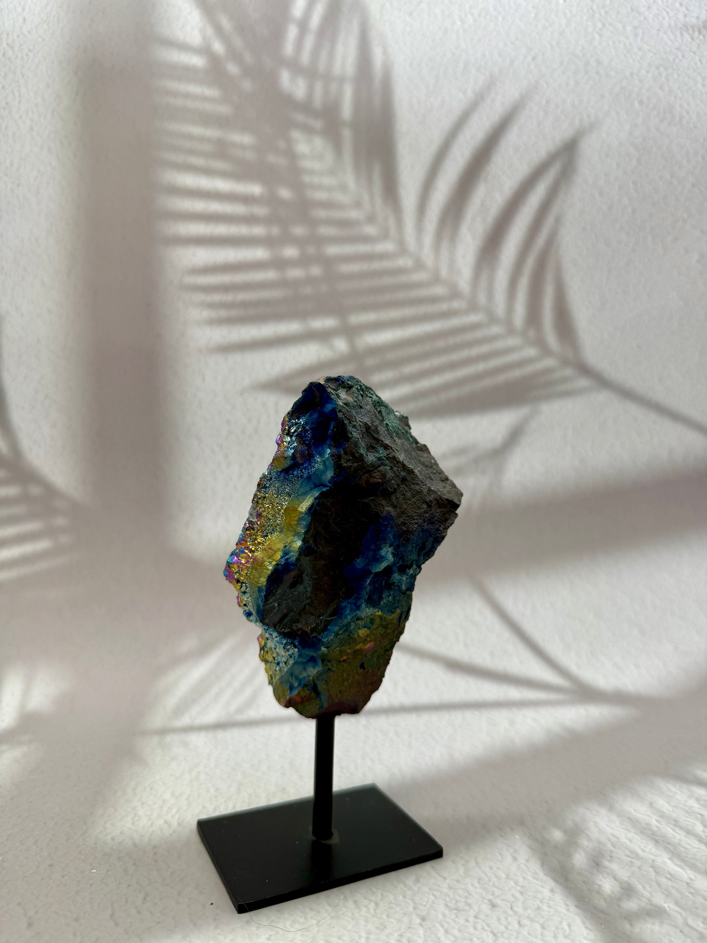 Titaniumquarz auf Ständer 3