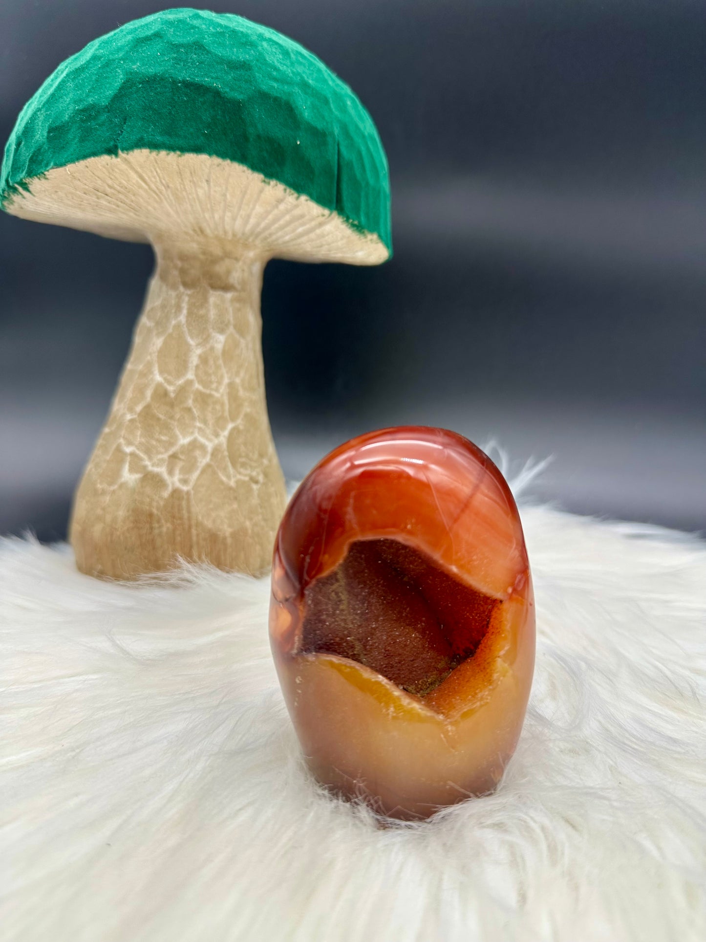 Karneol Freeform mit Druse