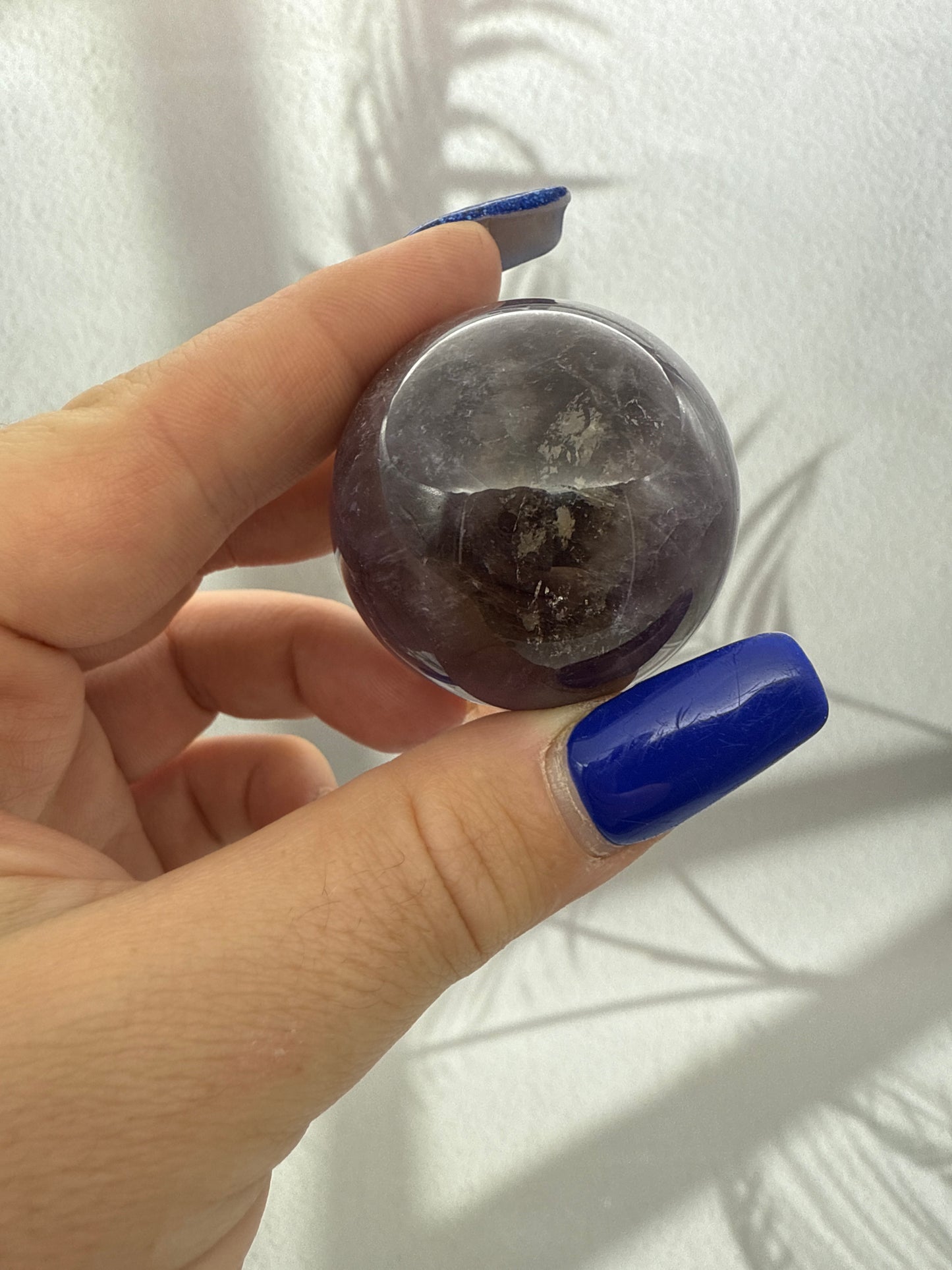 Amethyst Kugel - dunkellila