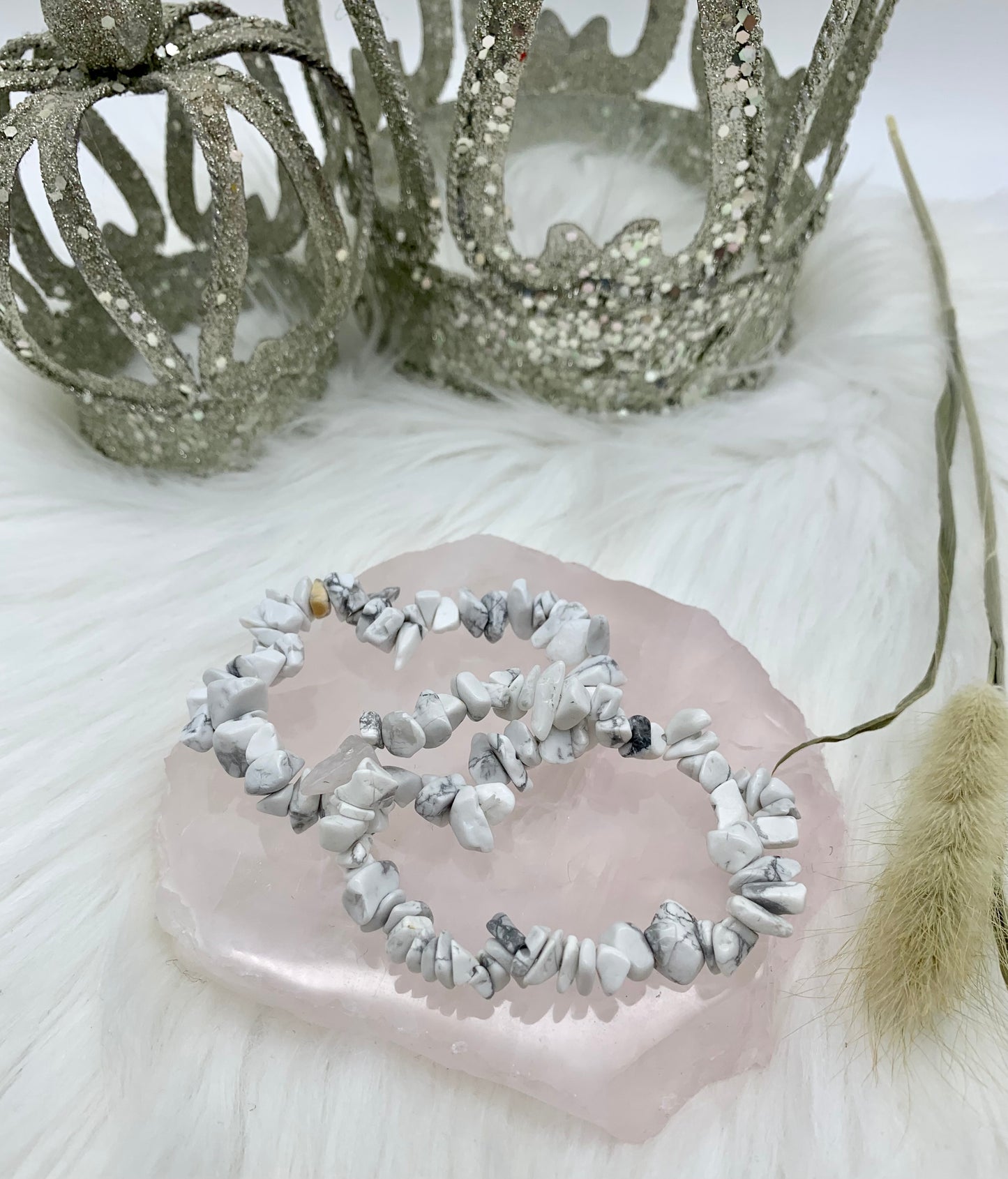 Weißer Howlith Splitterarmband