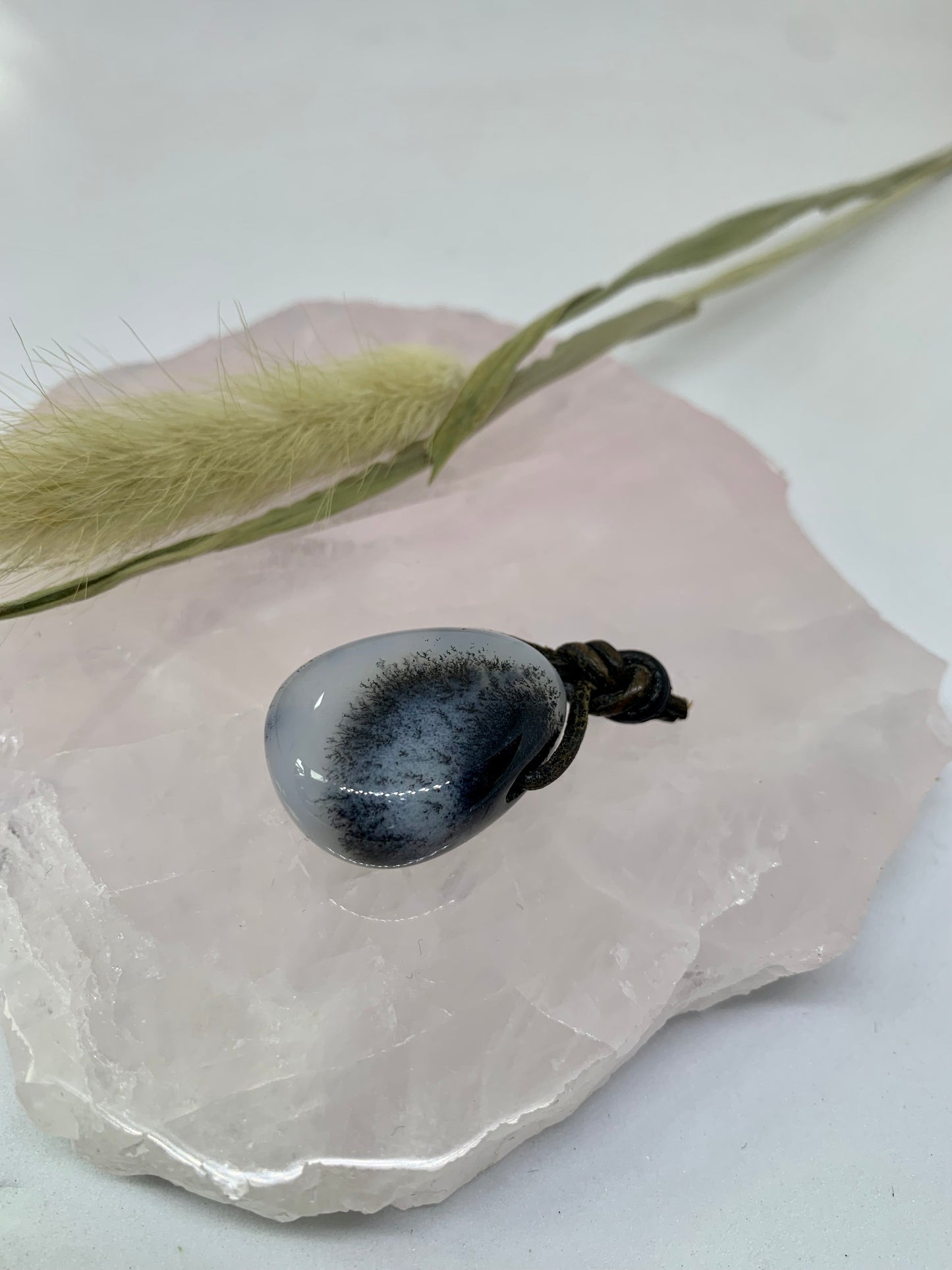 Dendriten chalcedon Anhänger gebohrt