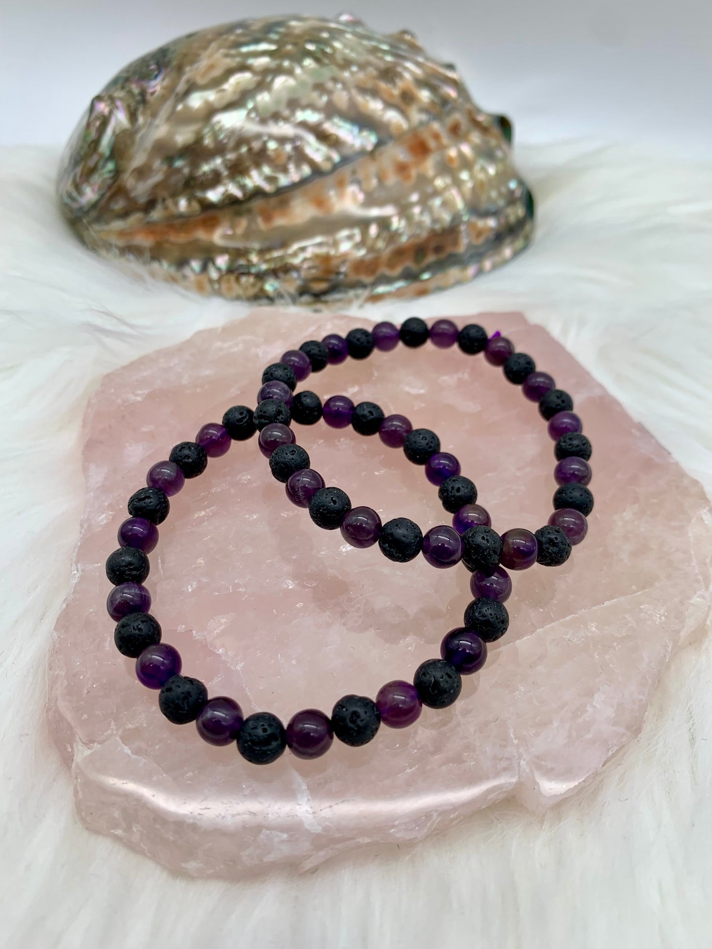 Amethyst Lavastein Perlenarmband