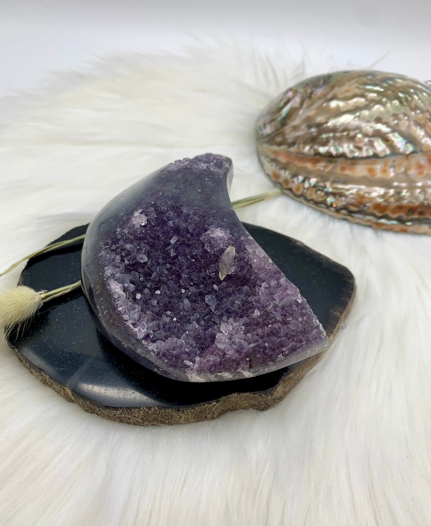 Amethystmond