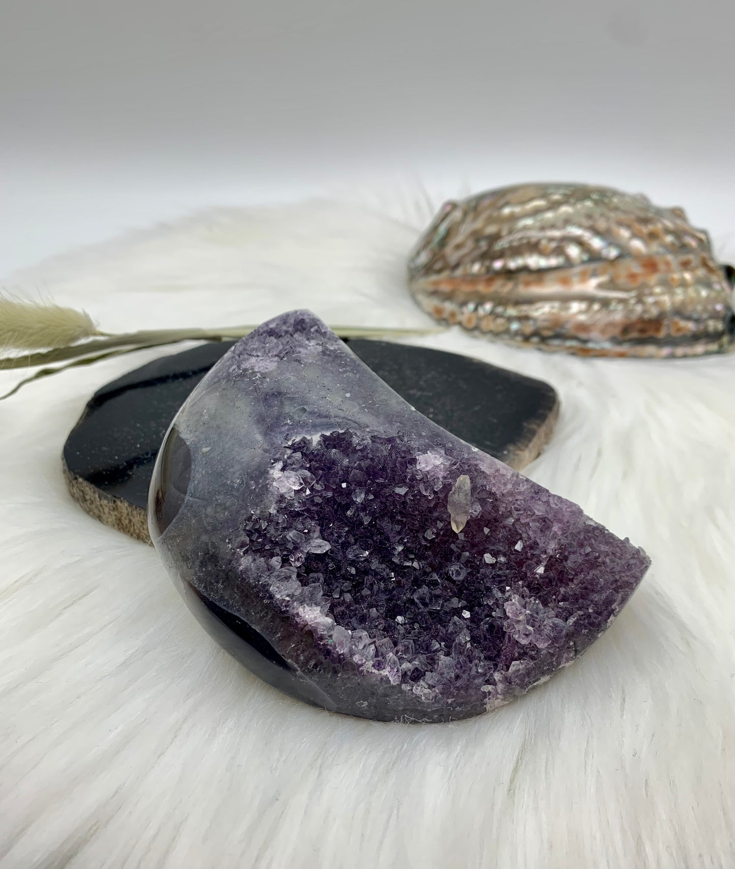 Amethystmond