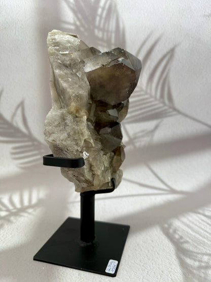 Rauchquarz auf Ständer 5