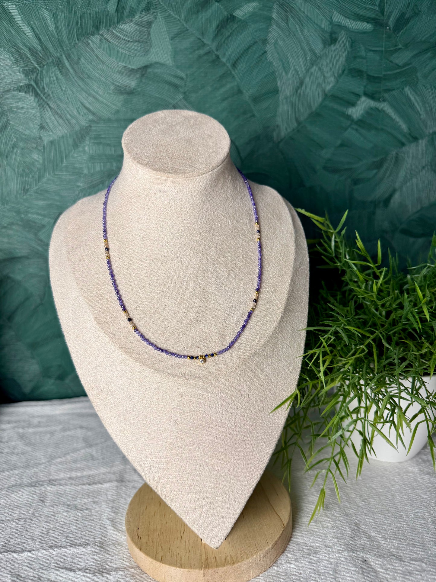 Edelsteinkette „Luna Amara“ – Amethyst, Lapislazuli & Mondstein, 925 Silber, 18K vergoldet