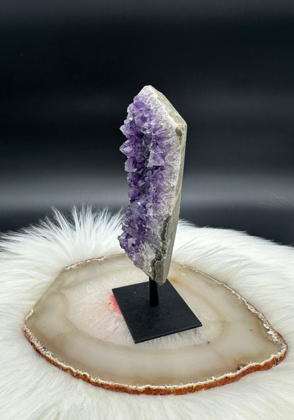 Amethyst auf Ständer