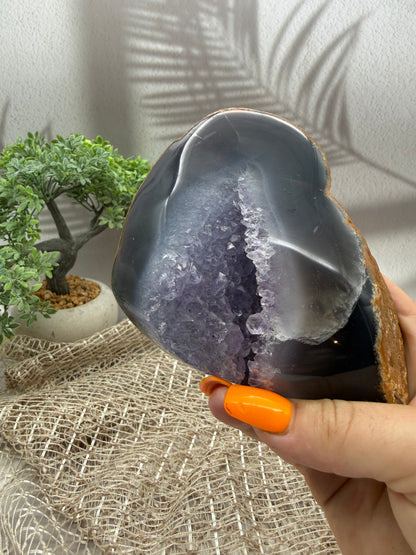 Achat mit Amethystdruse