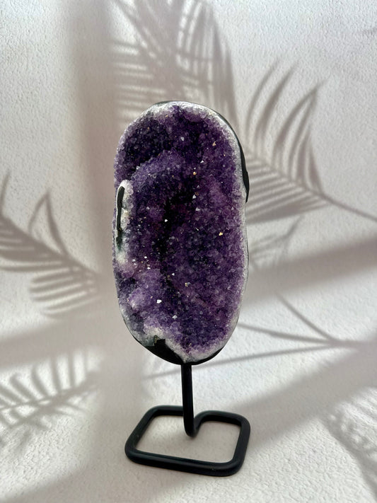 Amethyst auf Ständer II