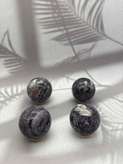 Lepidolith Kugel 1-4