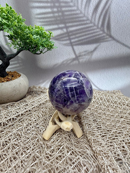 Chevron Amethyst Kugel - II