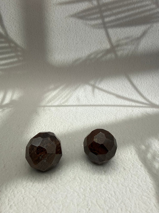 Facettierte Granat Kugel 1-2