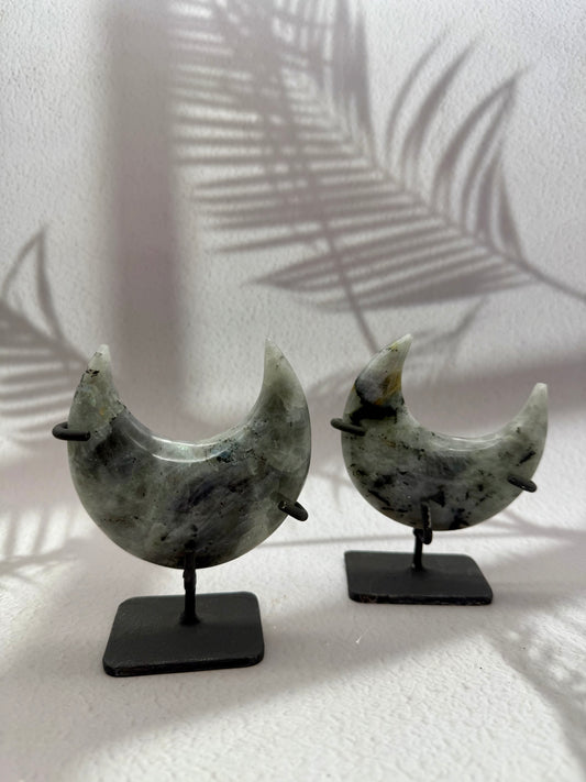 Sunset Labradorit Mond auf Ständer