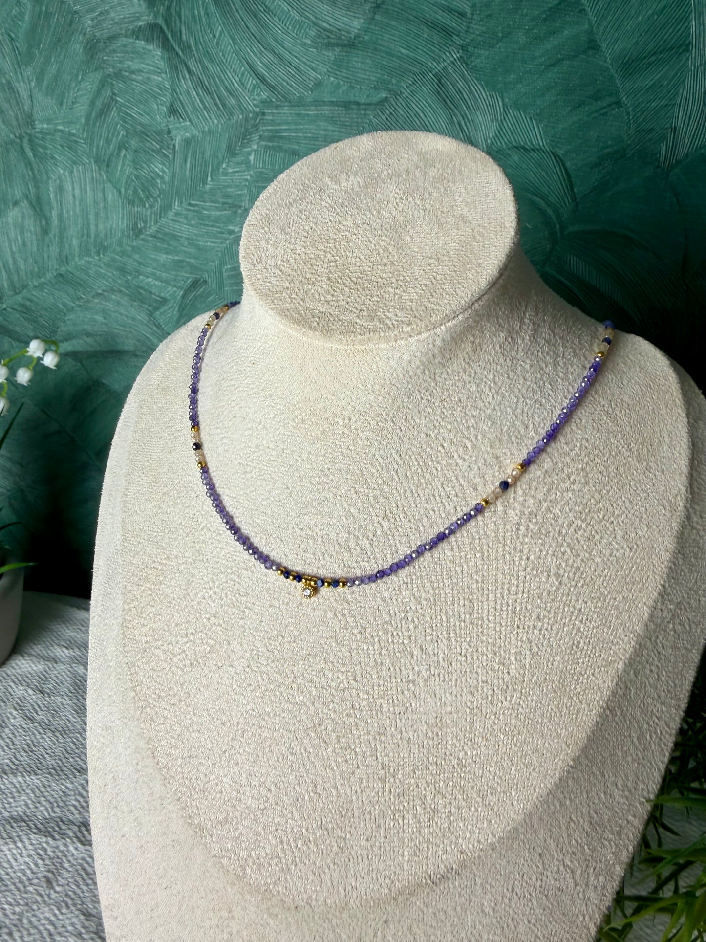Edelsteinkette „Luna Amara“ – Amethyst, Lapislazuli & Mondstein, 925 Silber, 18K vergoldet