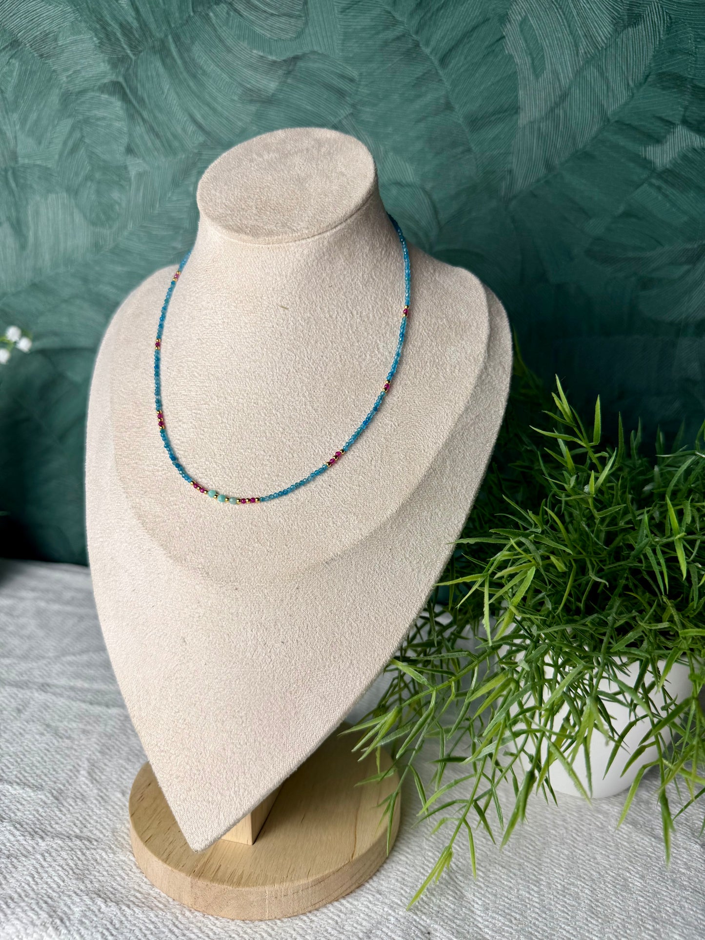 Edelsteinkette „Lavande Azur“ Apatit, Rosa-Lila Korund & Amazonit, 925 Silber, 18K Gold