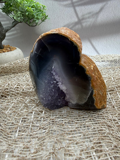 Achat mit Amethystdruse