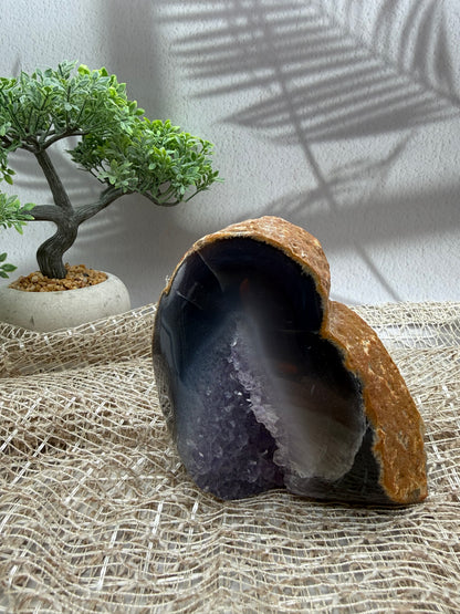 Achat mit Amethystdruse