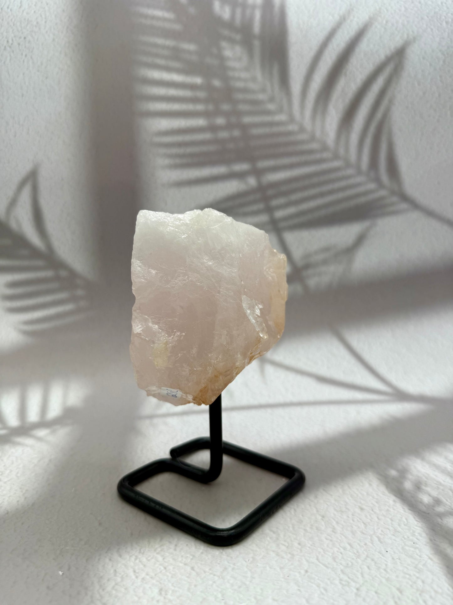 Rosenquarz auf Ständer