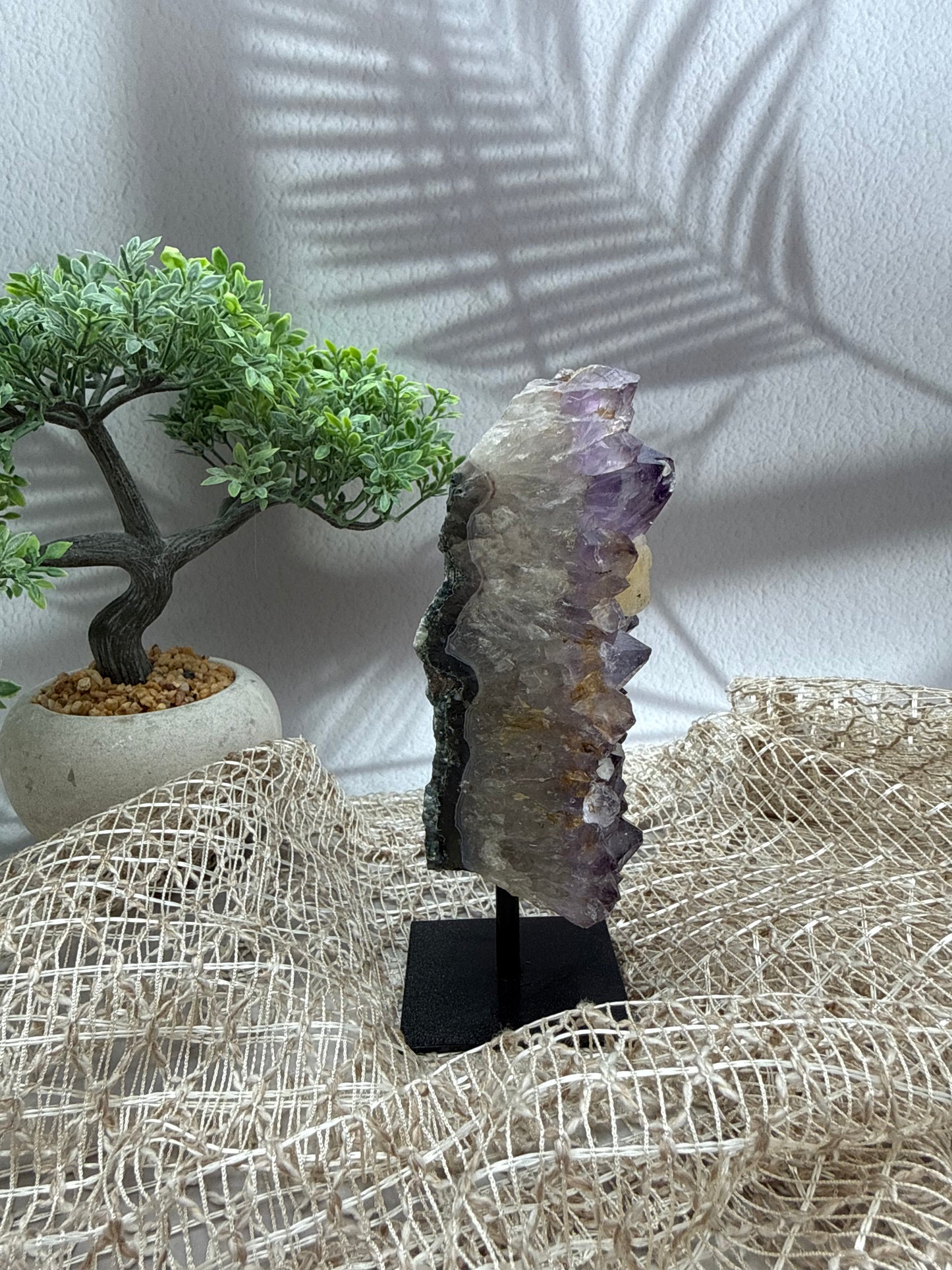 Amethyst mit Calcit - II