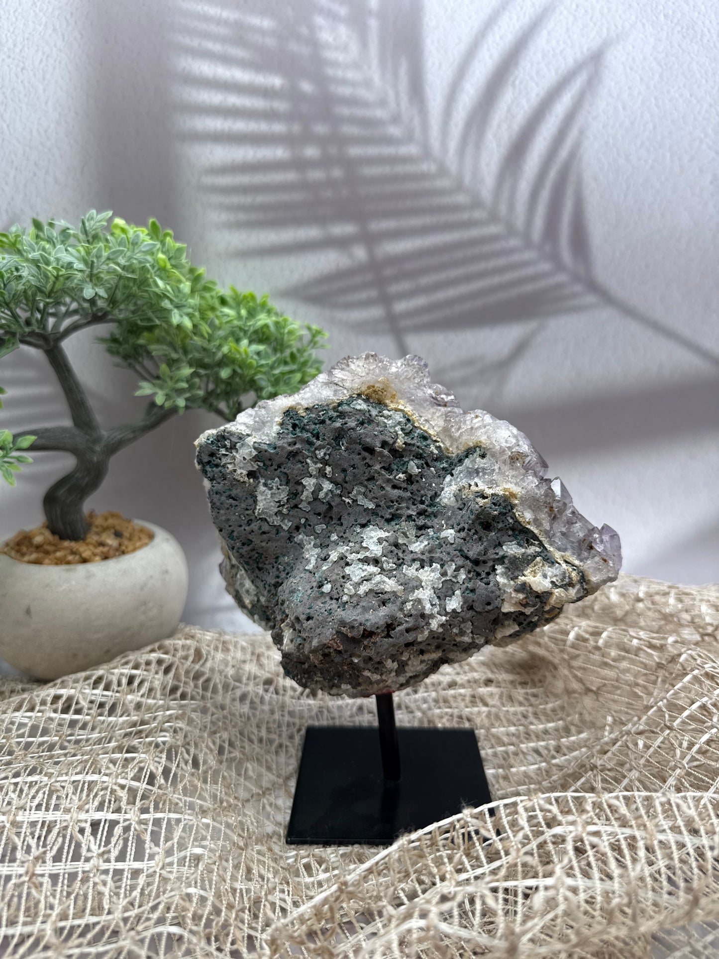 Amethyst auf Ständer - 2
