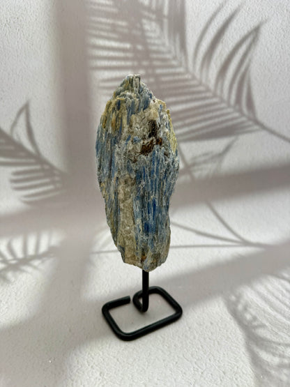 Blauer Kyanit III