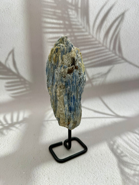 Blauer Kyanit III