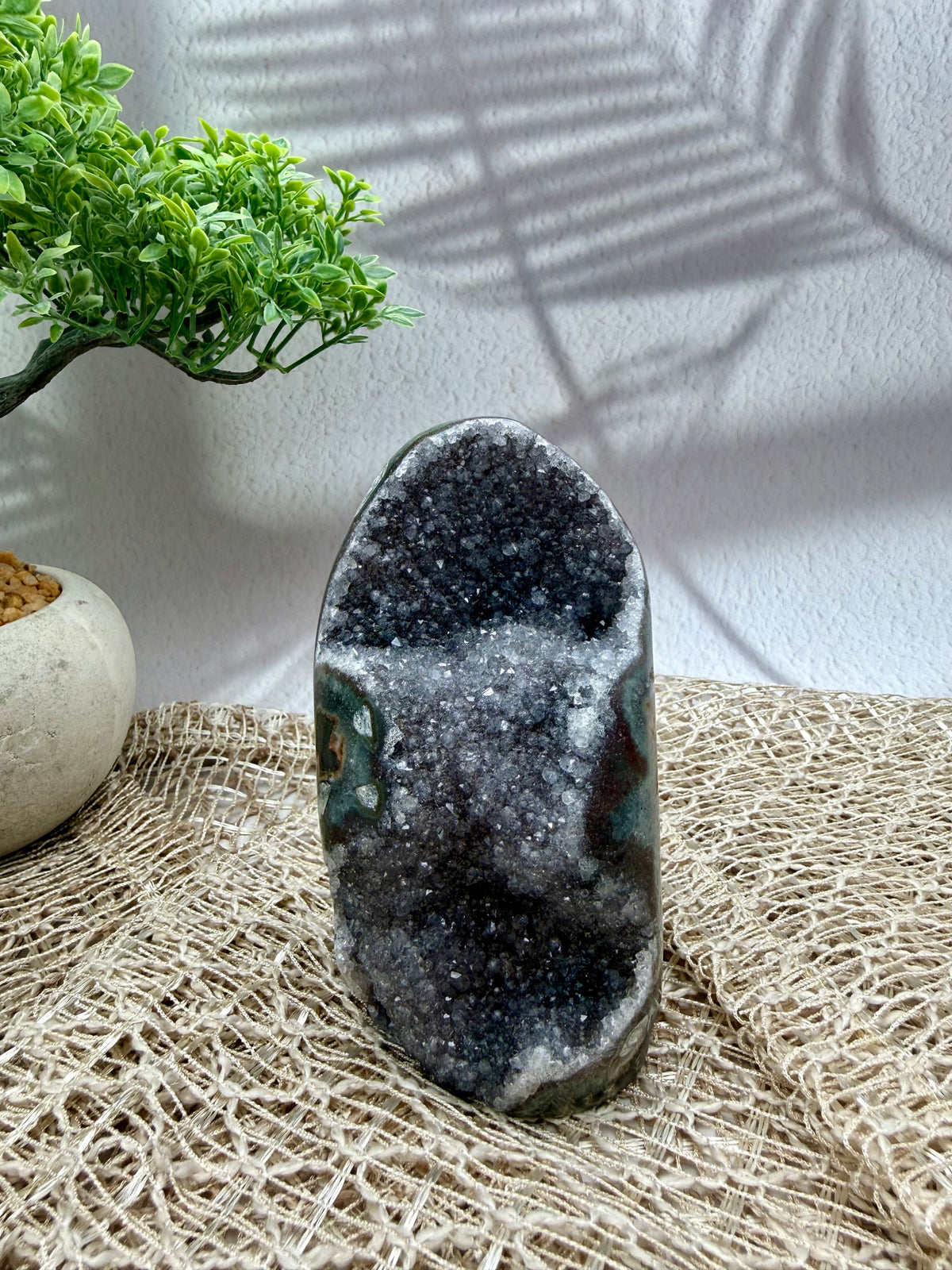 Amethyst Druse - grauviolett