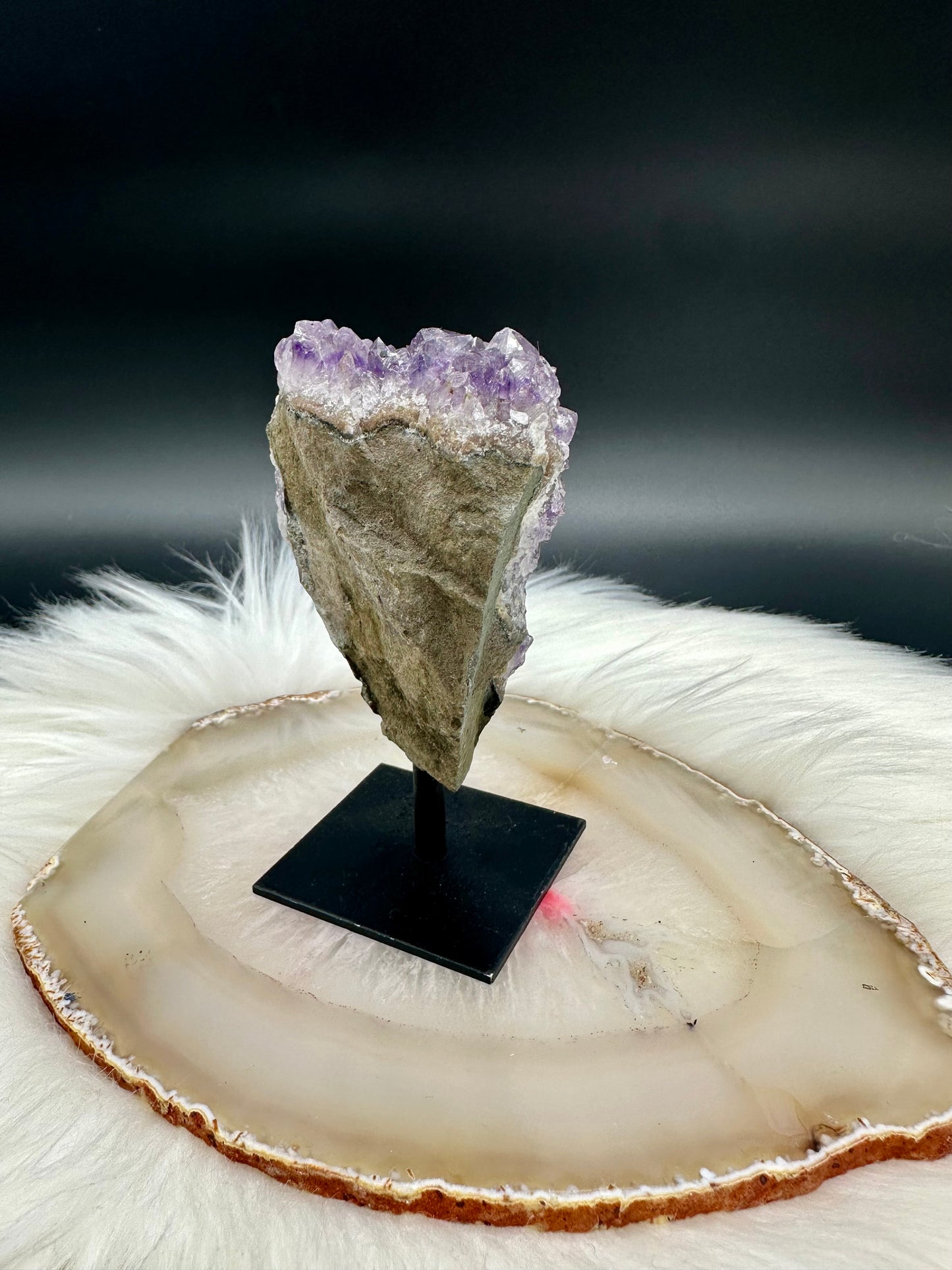 Amethyst auf Ständer