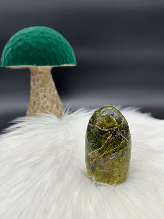 Grüner Opal - Freeform