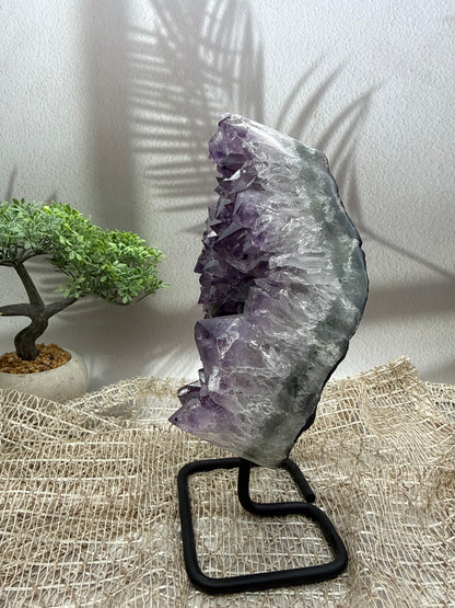Amethyst auf Ständer - II - 3,3kg