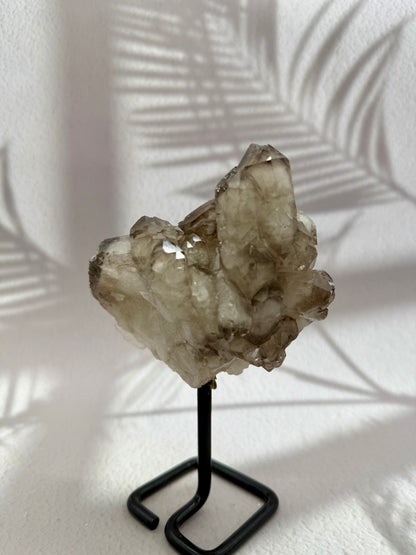 Rauchquarz auf Ständer 1