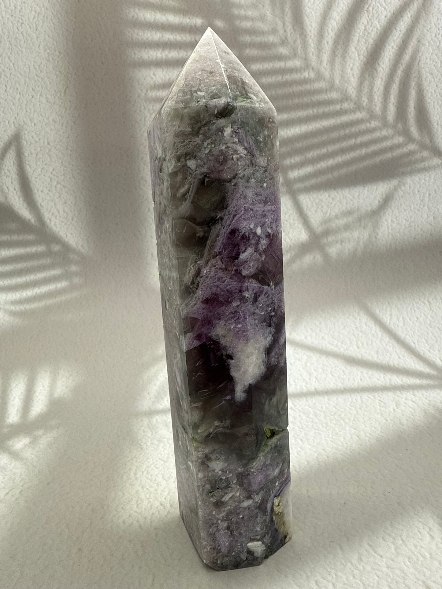 Chevron Amethyst Turm - groß