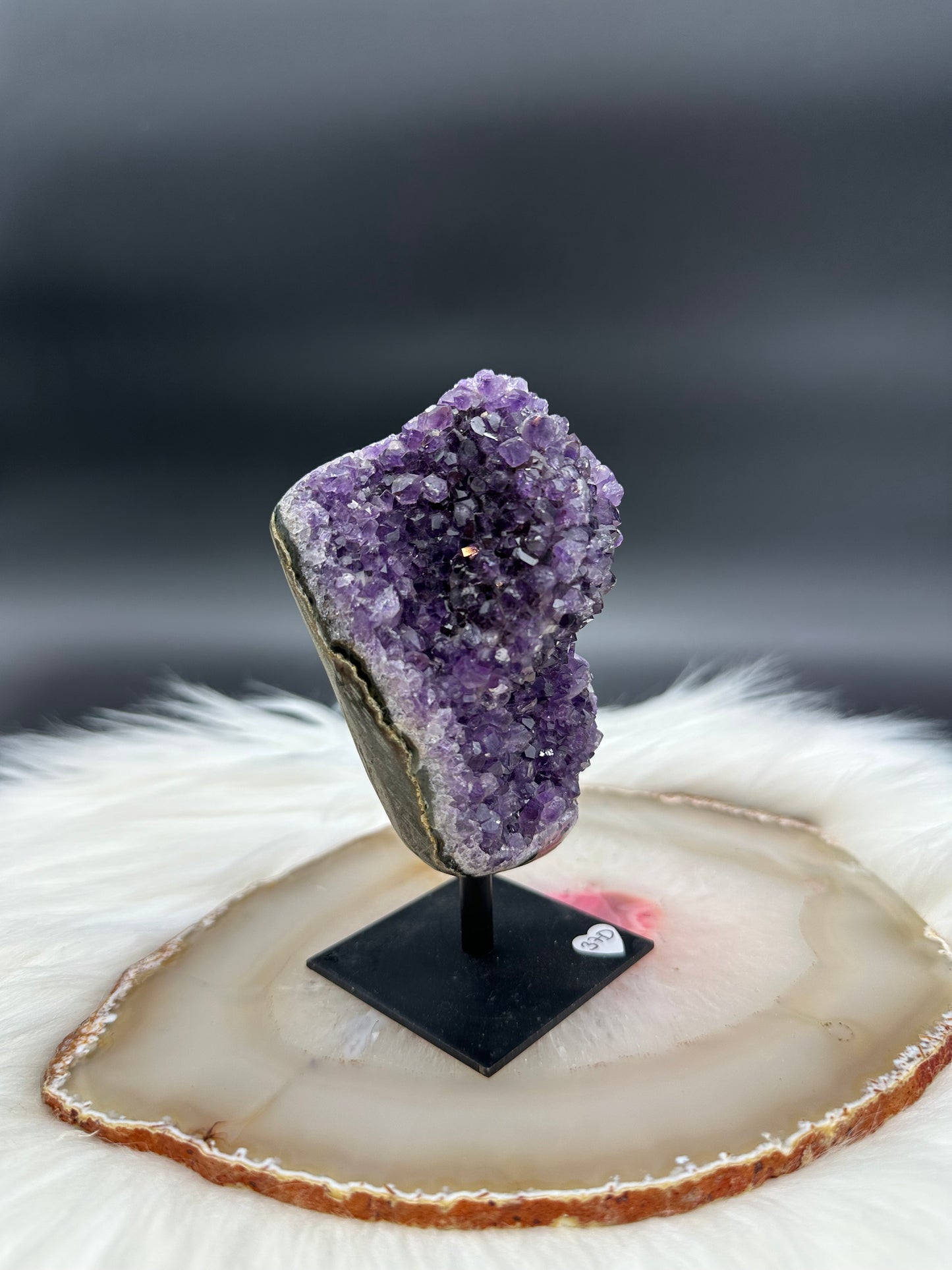 Amethyst auf Ständer