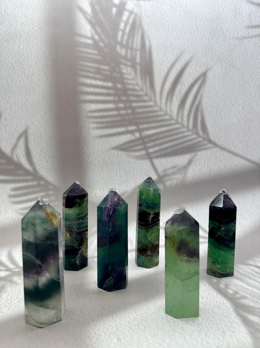 Regenbogen Fluorit Turm