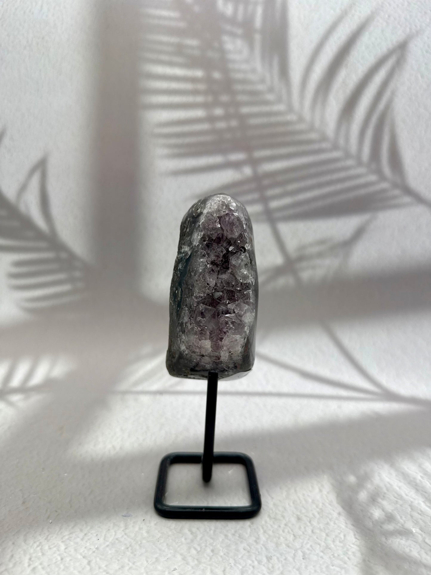 Achat-Amethyst auf Ständer I